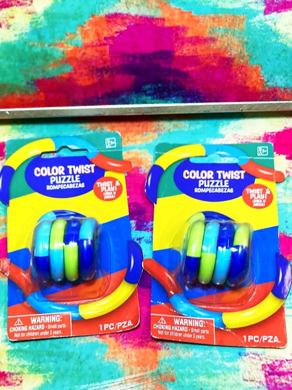 NEW (2-PACK) " Casse-tête " COLOR TWIST PUZZLE - TWIST & PLAY!